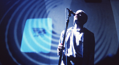 R.E.M. film tour - Michael Stipe singing